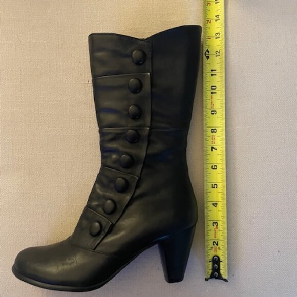 Artica, Black Boots, Size 7 - Picture 3 of 11